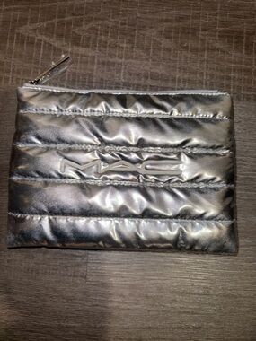 MAC Cosmetics Metallic Silver Quilted Makeup Pouch New